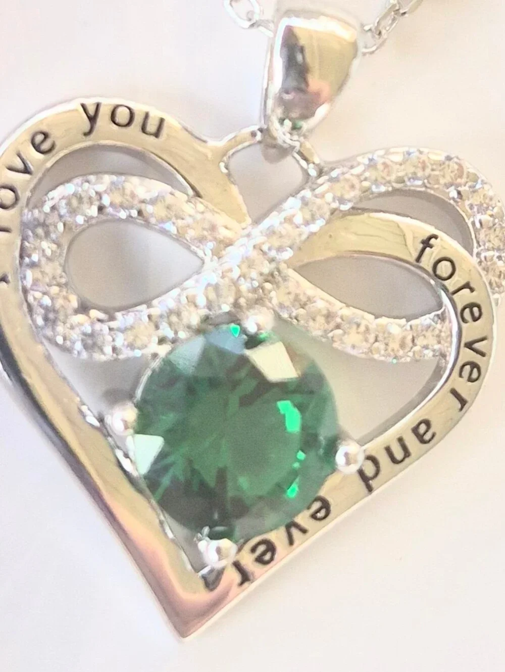 MOMLOVU 💎💚 Eternity Heart Necklace 💚💎 NEW & GIFT BOXED 🌟 Emerald & Silver